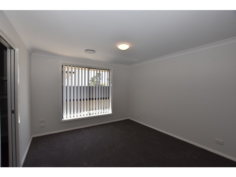 36 Miriam Drive, Orange NSW 2800