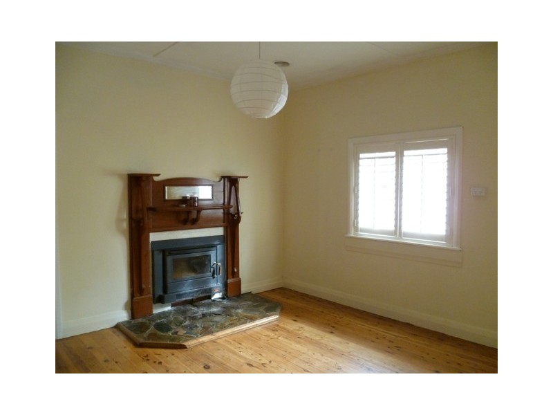 81 Edward Street, Orange NSW 2800
