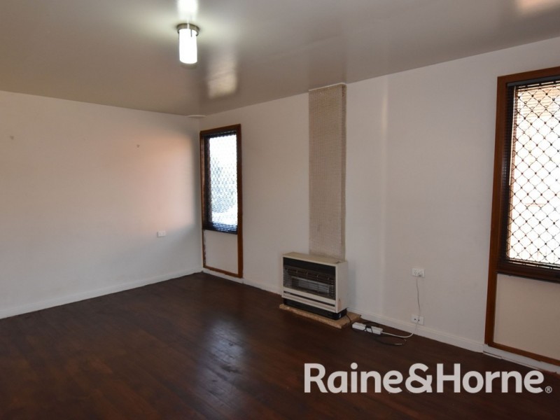 43 Jindalee Avenue, Orange NSW 2800