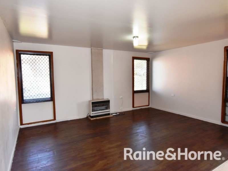 43 Jindalee Avenue, Orange NSW 2800