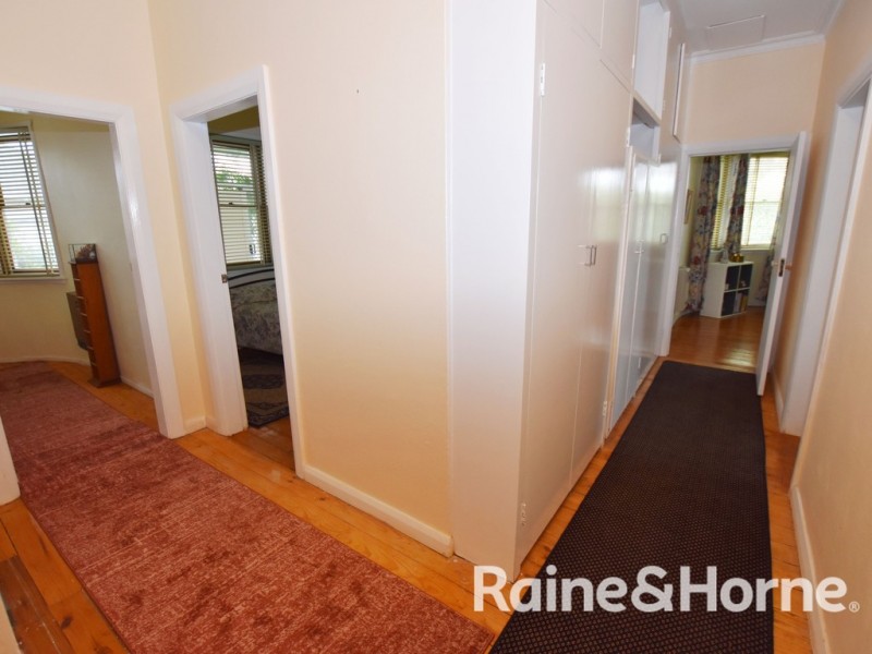 54 Anson Street, Orange NSW 2800