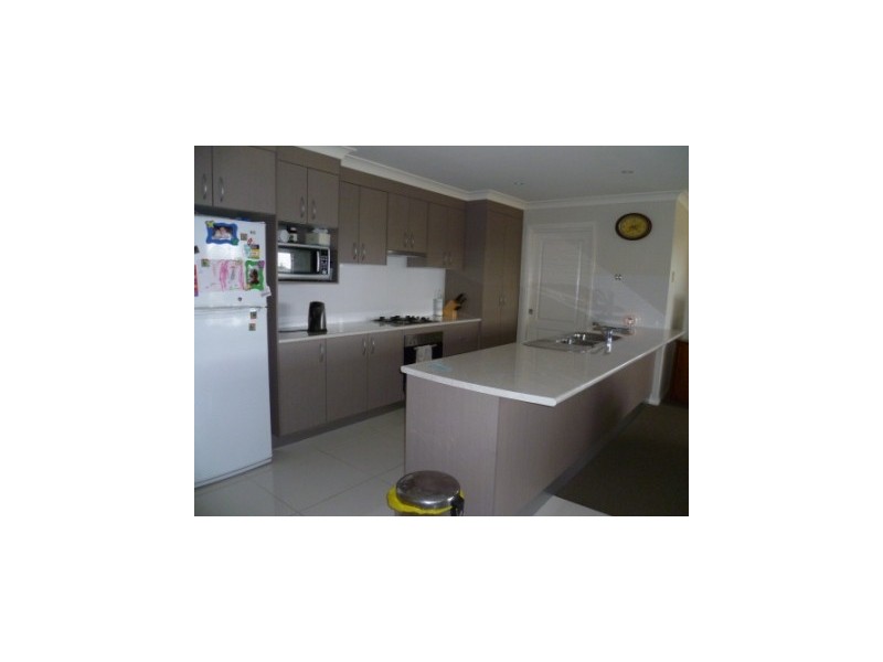 10 Emerald Drive, Orange NSW 2800