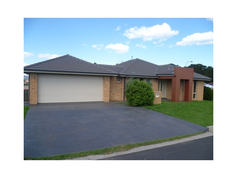 14 Diamond Drive, Orange NSW 2800