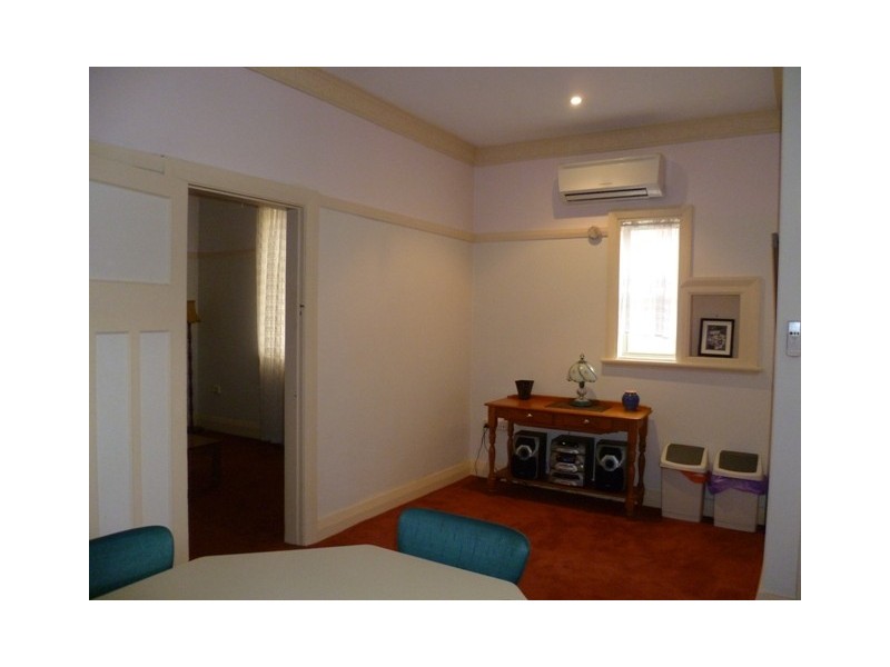 6 Dora Street, Orange NSW 2800