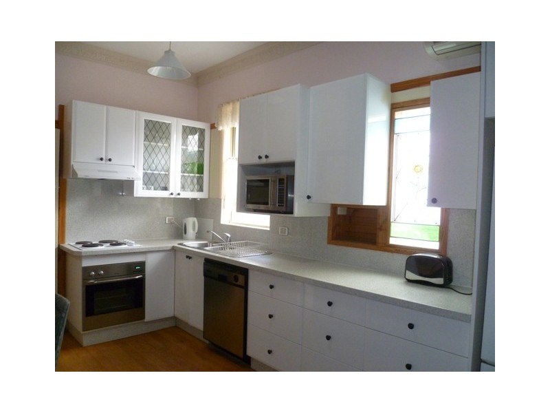 8 Dora Street, Orange NSW 2800