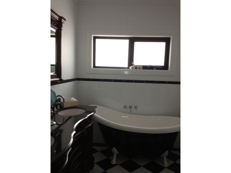 46 Valencia Drive, Orange NSW 2800