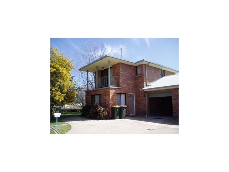 1/1A Caroline Street, Orange NSW 2800