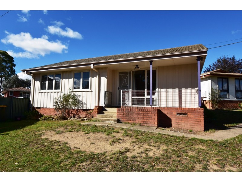 19 Algona Crescent, Orange NSW 2800