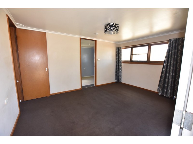 19 Algona Crescent, Orange NSW 2800