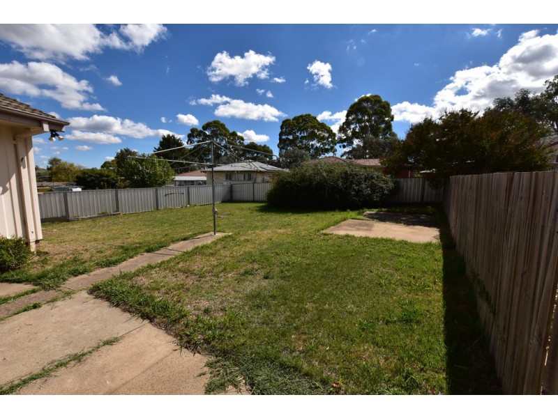 19 Algona Crescent, Orange NSW 2800