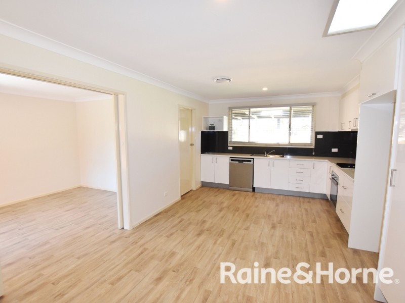 9 Talinga Place, Orange NSW 2800