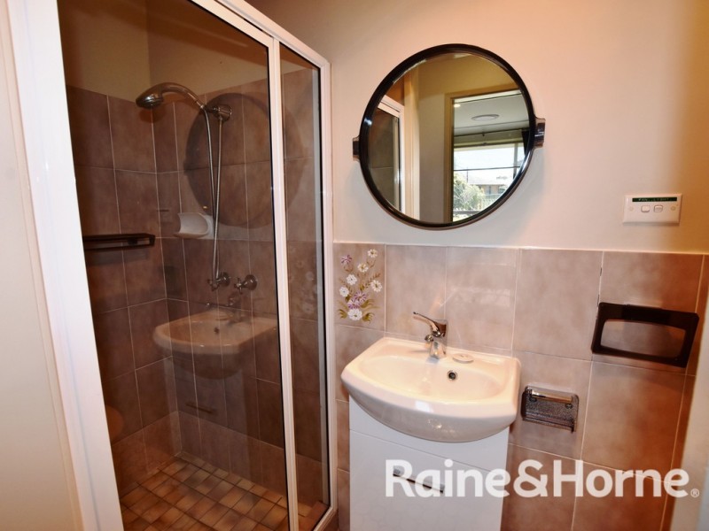 9 Talinga Place, Orange NSW 2800