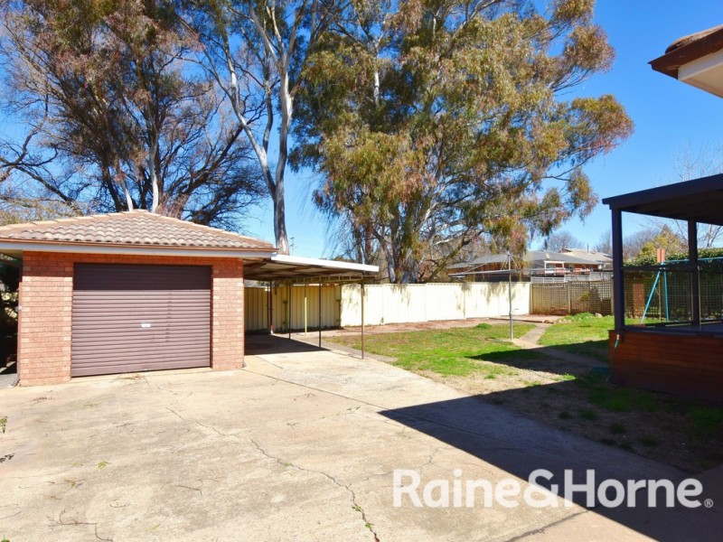 9 Talinga Place, Orange NSW 2800