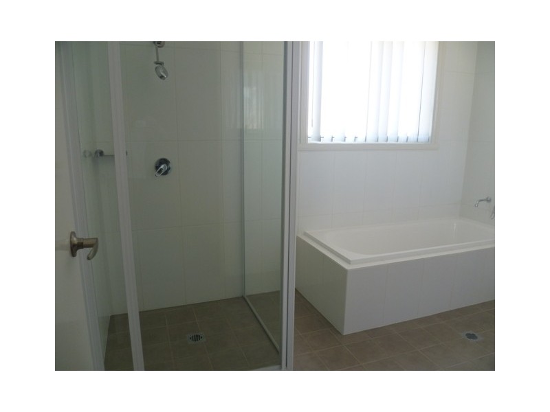 1/20 Majestic Way, Orange NSW 2800