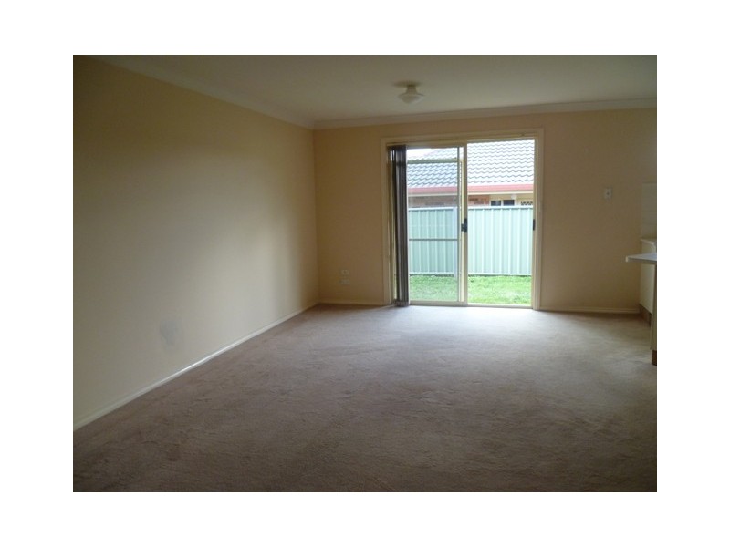 1/16 Forbes Road, Orange NSW 2800