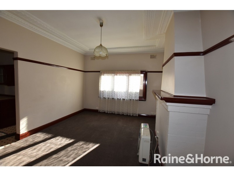 26a Caroline Street, Orange NSW 2800