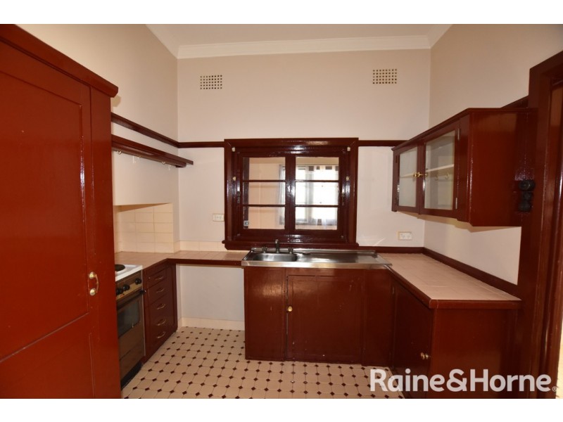 26a Caroline Street, Orange NSW 2800