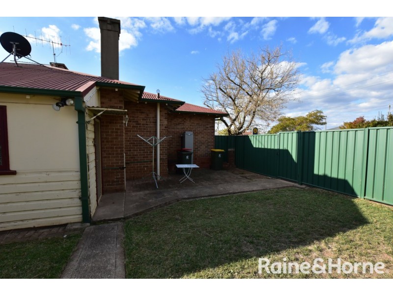 26a Caroline Street, Orange NSW 2800