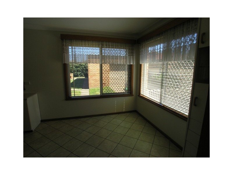 17 Curran Street, Orange NSW 2800