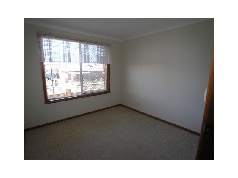 17 Curran Street, Orange NSW 2800