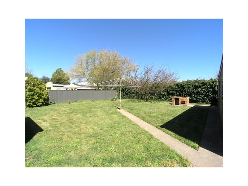 17 Curran Street, Orange NSW 2800