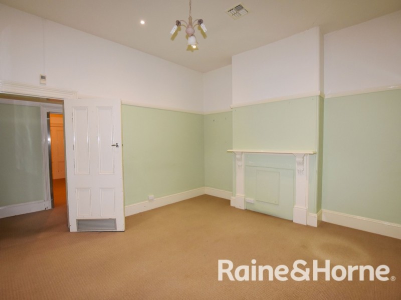 56 Byng Street, Orange NSW 2800