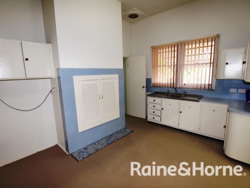 56 Byng Street, Orange NSW 2800