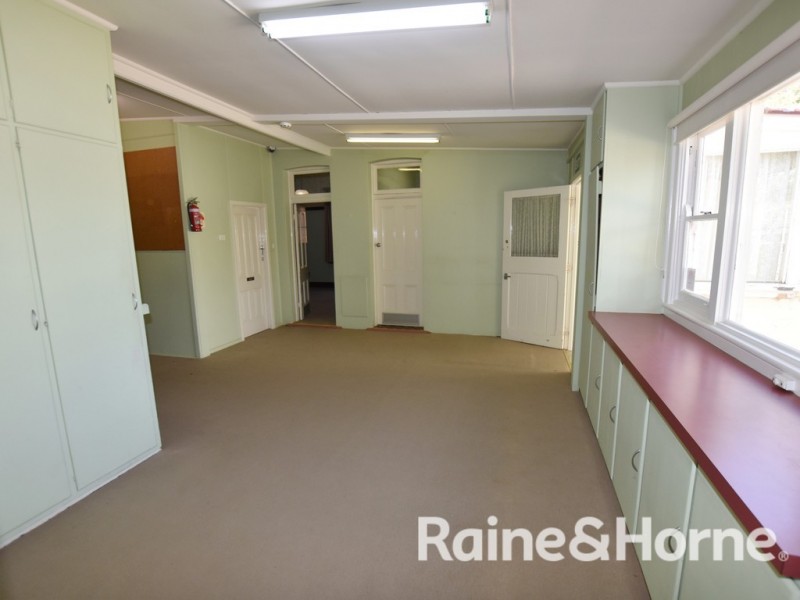56 Byng Street, Orange NSW 2800