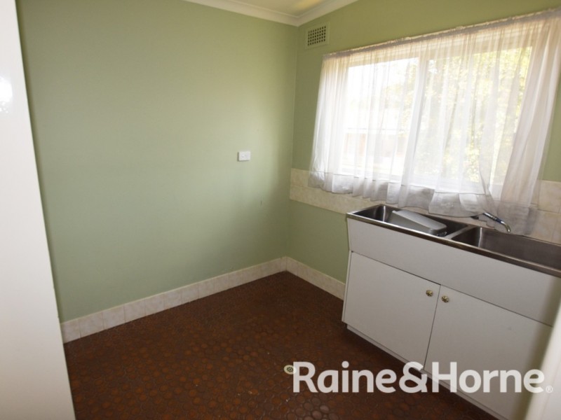 56 Byng Street, Orange NSW 2800