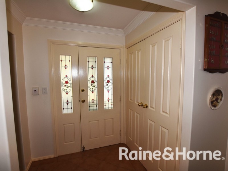 7 Marsden Place, Orange NSW 2800