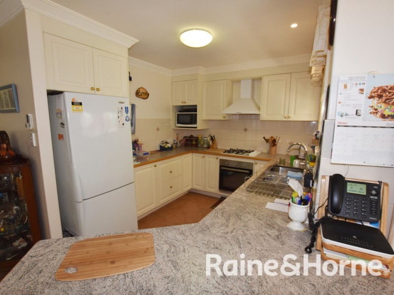 7 Marsden Place, Orange NSW 2800