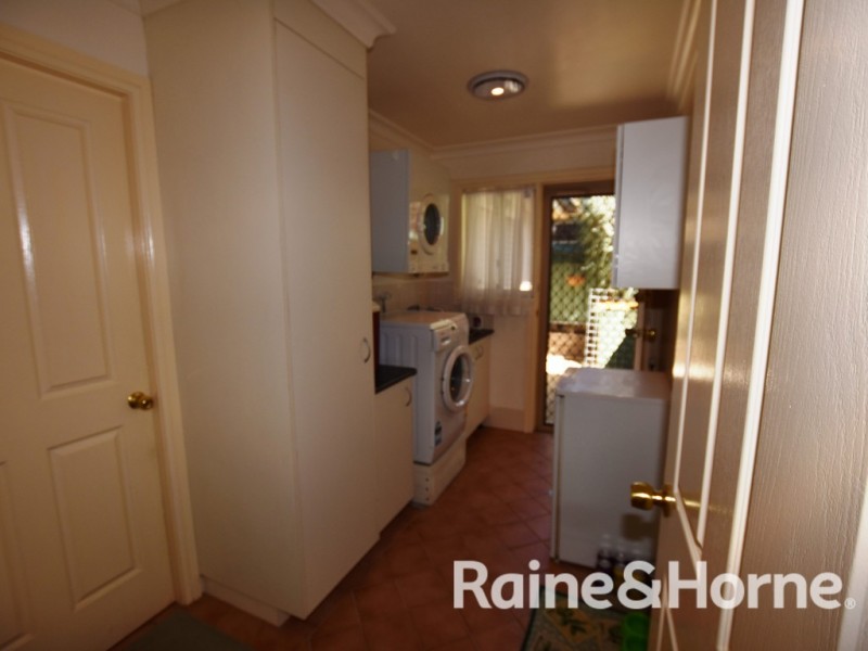 7 Marsden Place, Orange NSW 2800