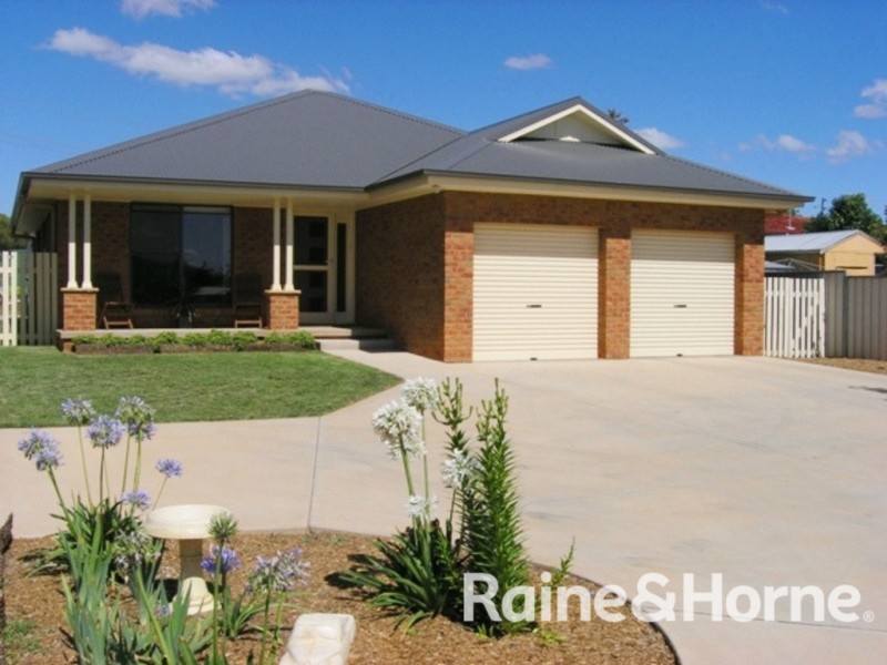 5a Wickham Close, Orange NSW 2800