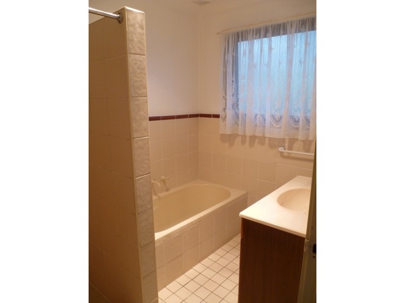 22 Wahratta Way, Orange NSW 2800