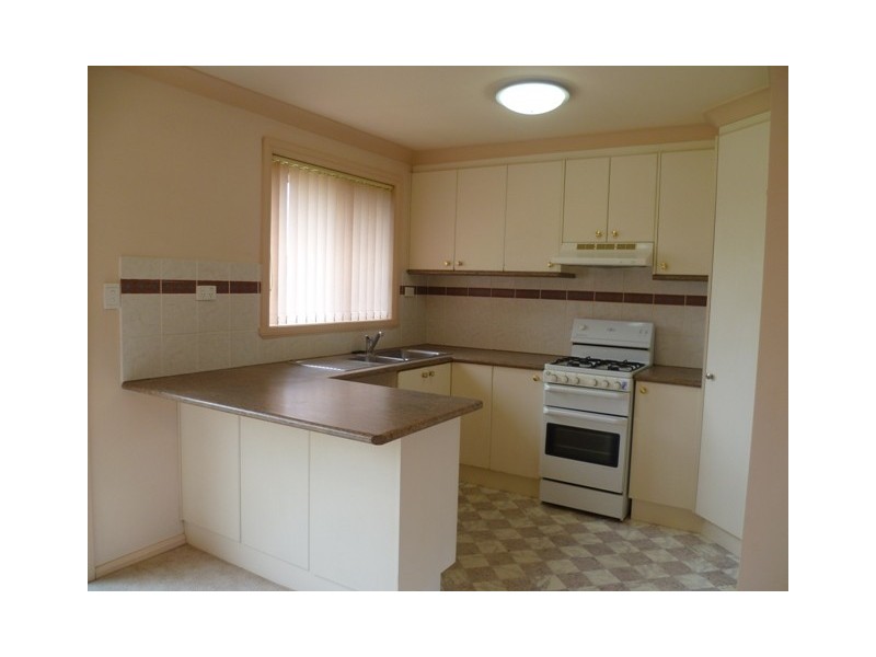 2/6  Betts Place, Orange NSW 2800