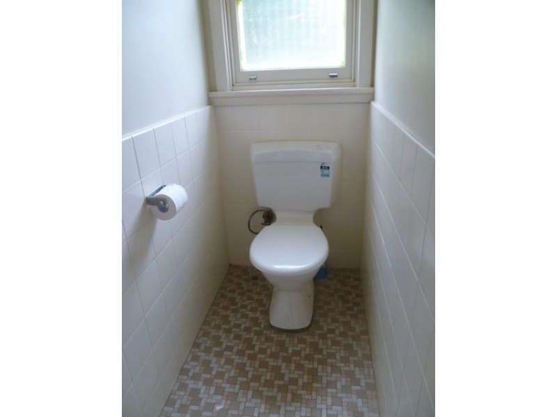 25 RACECOURSE ROAD, Orange NSW 2800