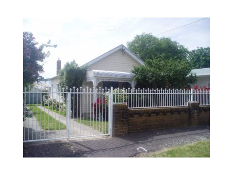 72 McLachlan Street, Orange NSW 2800