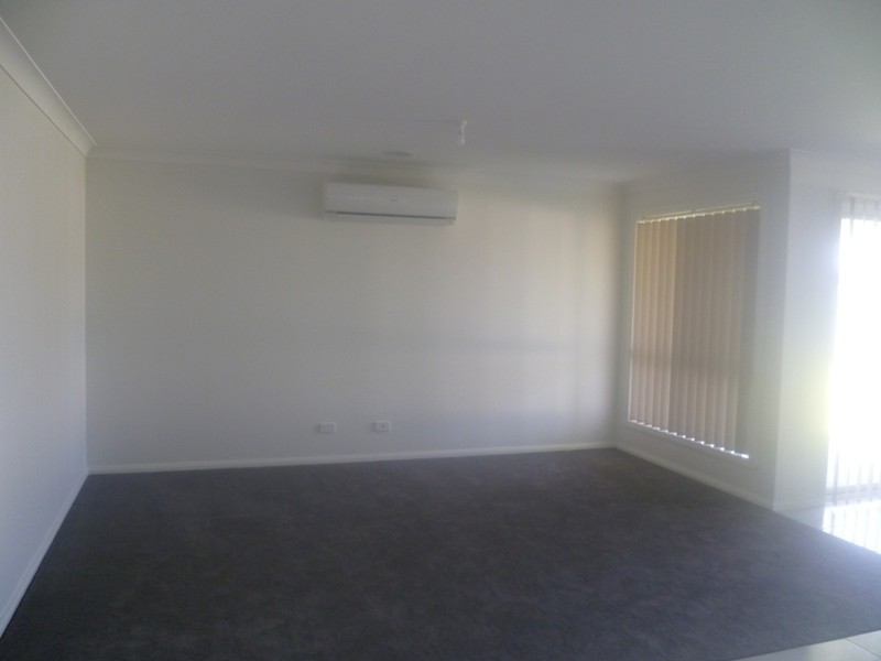 4 Burrows Court, Orange NSW 2800