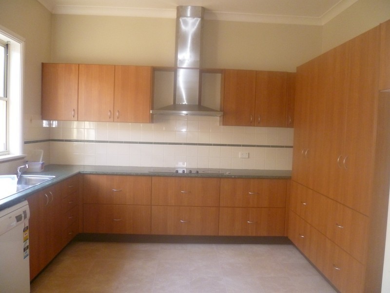 301 Lords Place, Orange NSW 2800