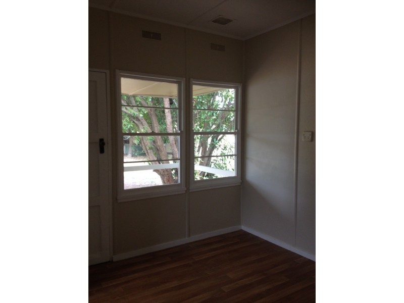 18 Endsleigh Avenue, Orange NSW 2800