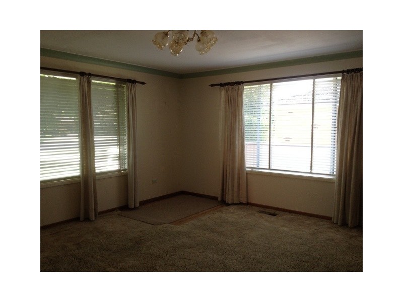 144 Sampson Street, Orange NSW 2800