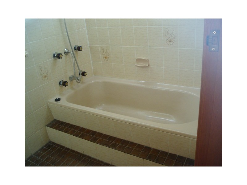 11 Grevillea Street, Orange NSW 2800