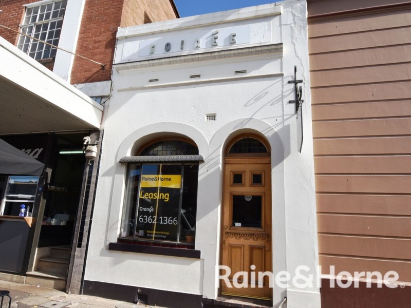 215 Lords Place, Orange NSW 2800