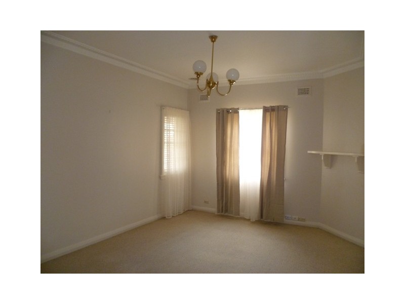 15 Ophir Street, Orange NSW 2800