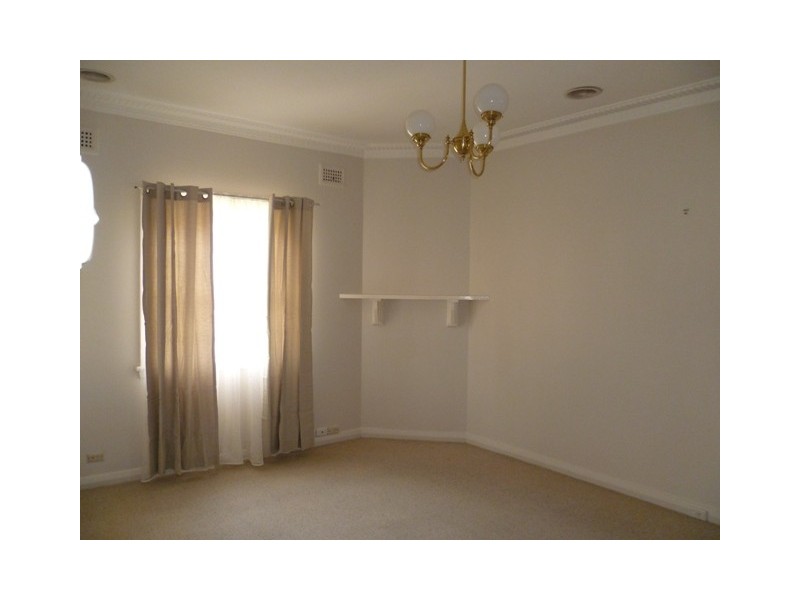 15 Ophir Street, Orange NSW 2800