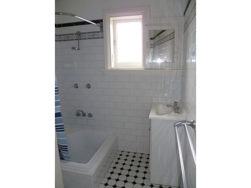 15 Ophir Street, Orange NSW 2800