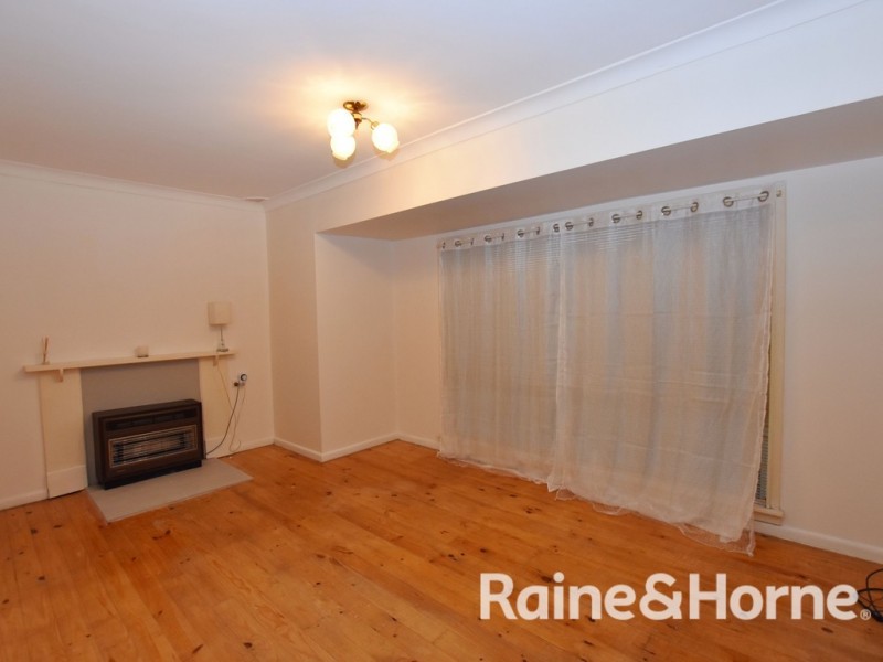 23 GOORAWIN ROAD, Orange NSW 2800
