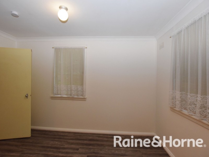 23 GOORAWIN ROAD, Orange NSW 2800