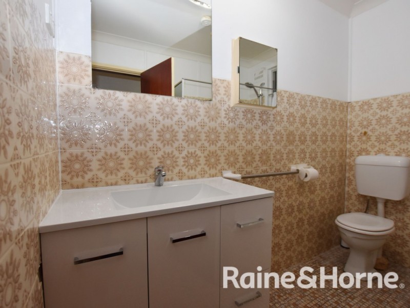 23 GOORAWIN ROAD, Orange NSW 2800