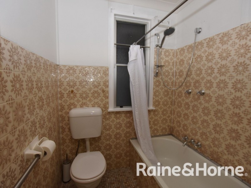 23 GOORAWIN ROAD, Orange NSW 2800